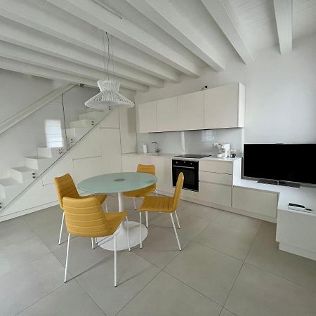 Alla Torre 735 - Stay Local Бурано Екстер'єр фото